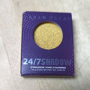 Urban Decay 24/7 Eyeshadow in Dazzling Gold color "Overdraft"